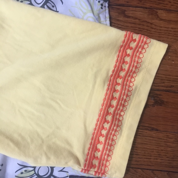 Cheerful Embroidered Spring Top - Picture 3 of 3